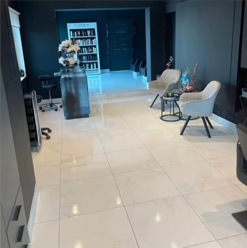 Het echte interieur van Hairsalon Maya in Opwijk